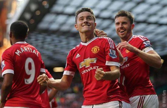 他们必须大 他们必须大